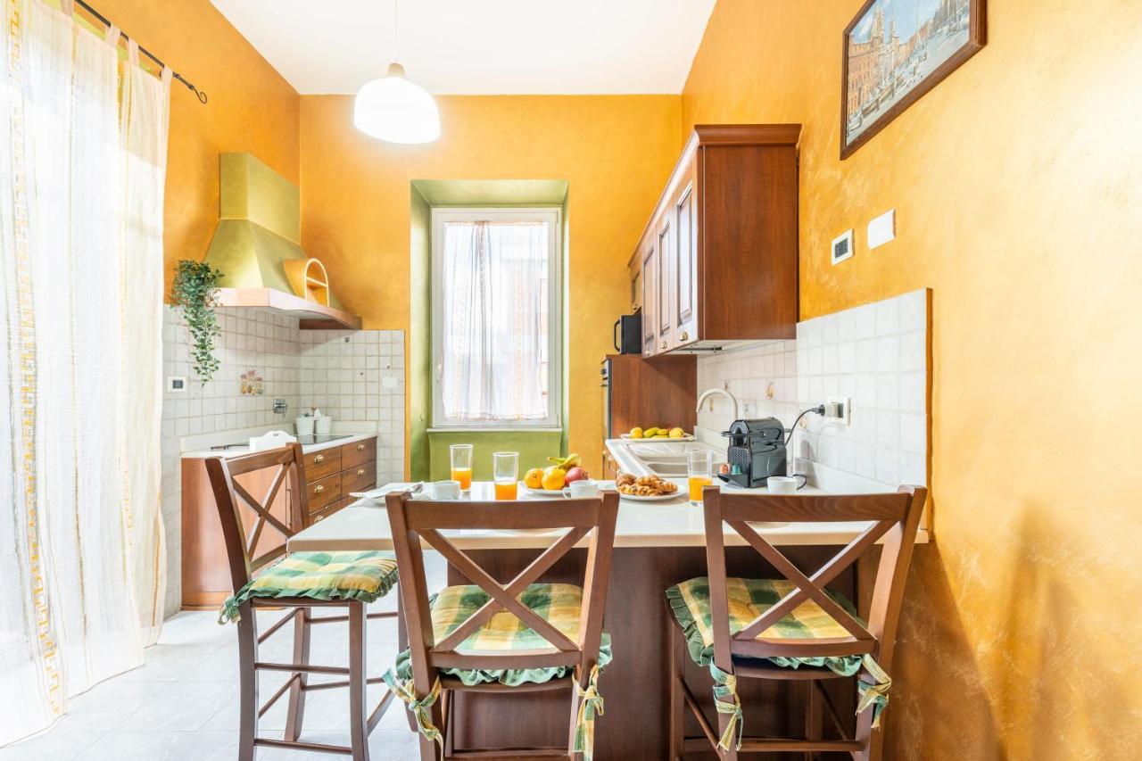 Appartamento Hostly - Domus Happya - Dream In The Appia Antica Park Roma Esterno foto