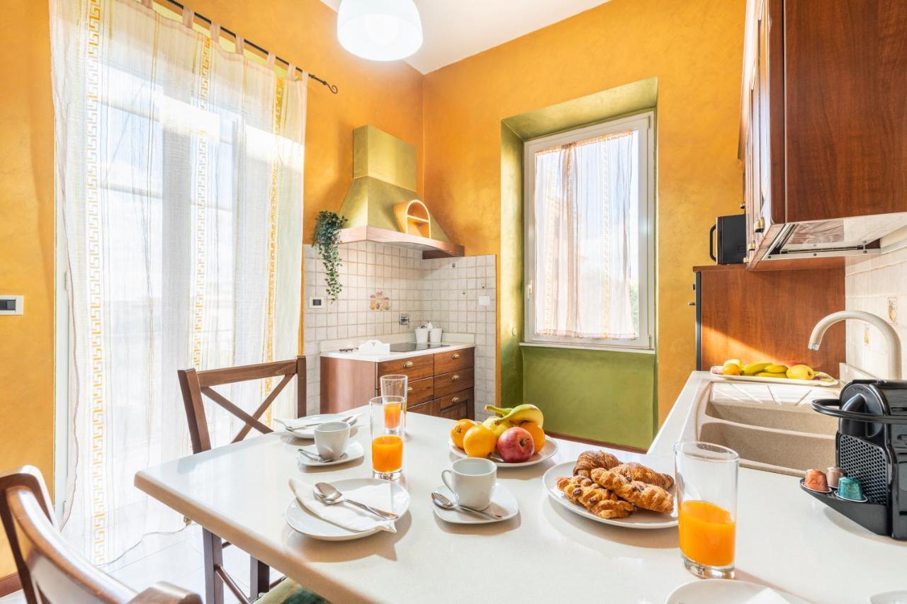 Appartamento Hostly - Domus Happya - Dream In The Appia Antica Park Roma Esterno foto